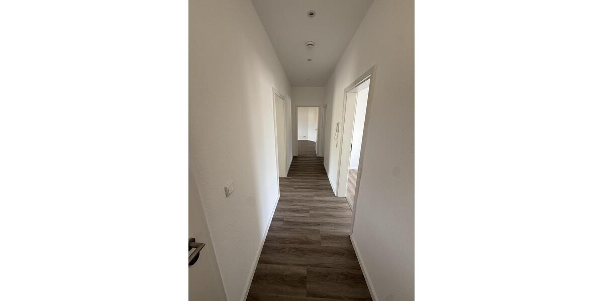 Dachgeschoßwohnung Bad Nauheim - 3 Zimmer, 75 m&sup2;, 990&euro; | Angebot:26675519