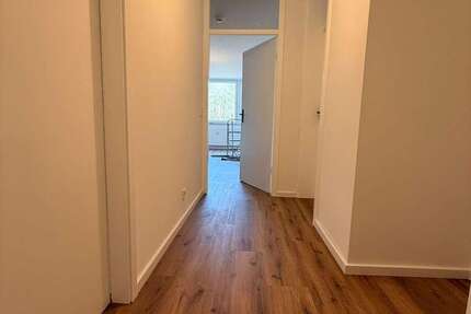 Wohnung Marburg Marbach - 2 Zimmer, 60 m&sup2;, 1.090&euro; | Angebot:26460831