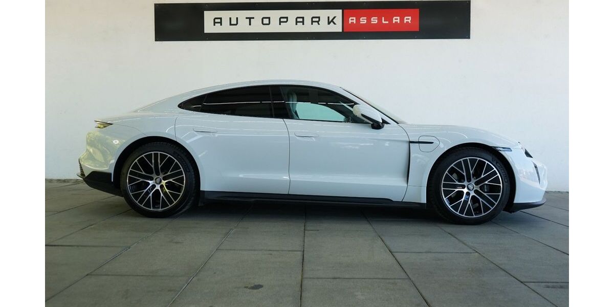 Porsche Taycan 31.300 km 62.880 &euro; Asslar 35614