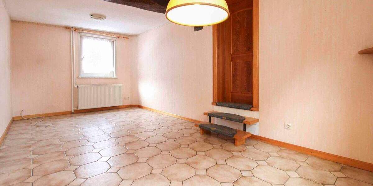 Einfamilienhaus Ebsdorfergrund Wermertshausen - 5 Zimmer, 239.000&euro; | Angebot:25804271