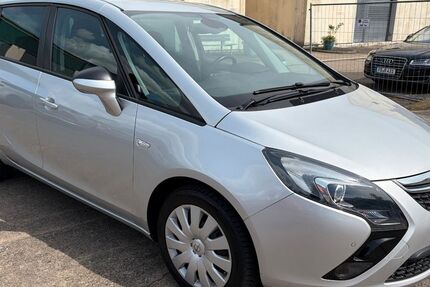 Opel Zafira 126.000 km 7.999 &euro; Butzbach 35510