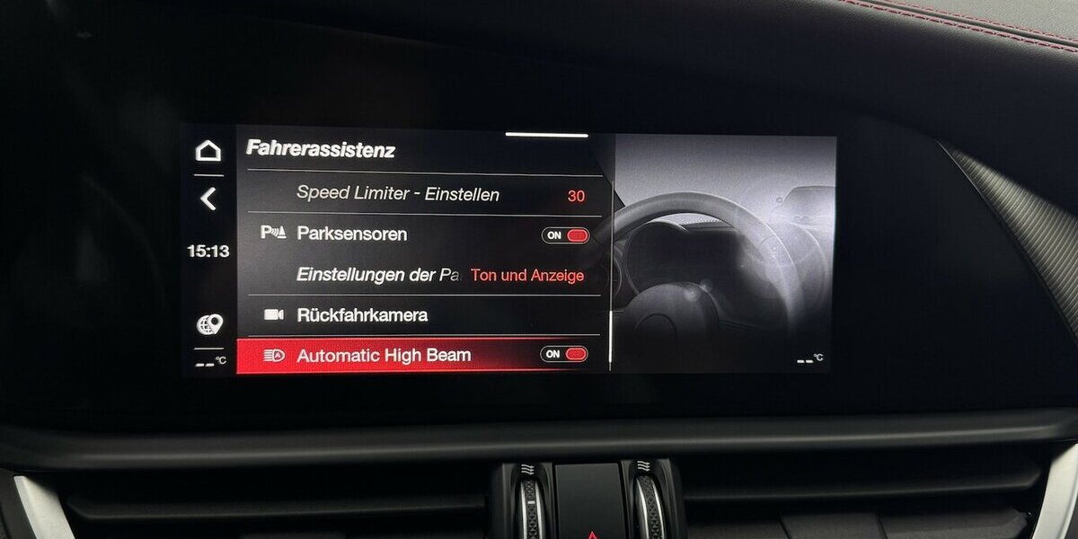 Alfa Romeo Giulia Competizione Q4 Turbo CarPlay Kamera 8.960 km 36.220 &euro; Lich 35423