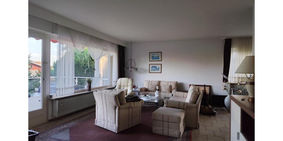 Einfamilienhaus Linden - 7 Zimmer, 200 m&sup2;, 650.000&euro; | Angebot:25883843