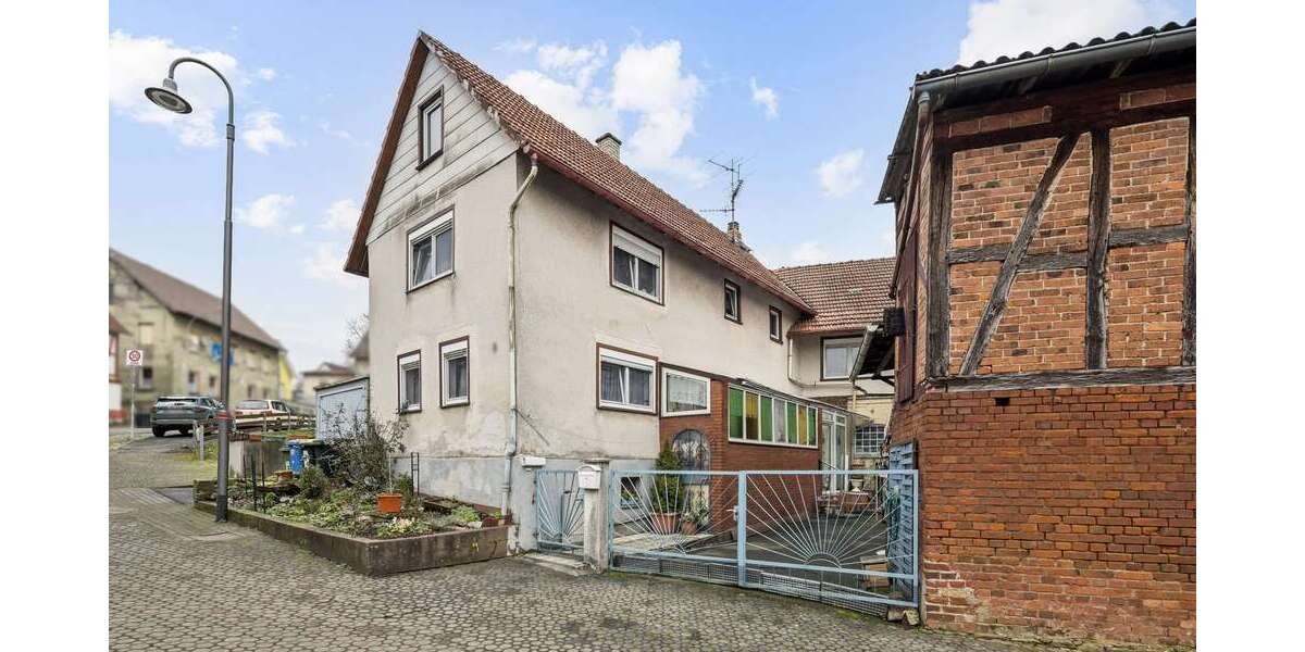 Einfamilienhaus Laubach - 4 Zimmer, 130 m&sup2;, 109.800&euro; | Angebot:25447221