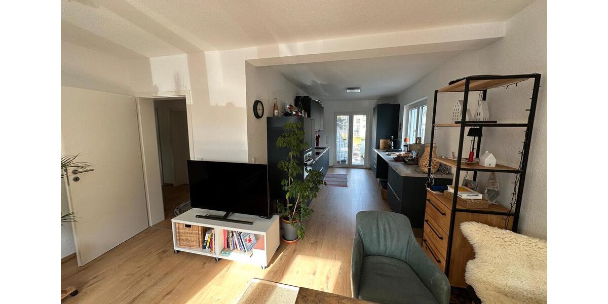 Erdgeschoßwohnung Lich - 3 Zimmer, 88 m&sup2;, 950&euro; | Angebot:25098036