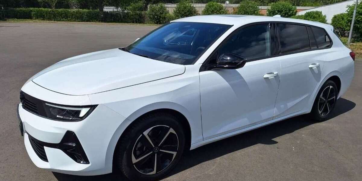 Opel Astra 9.800 km 22.990 &euro; Laubach,Hessen 35321