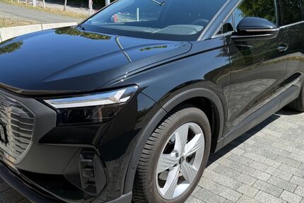 Audi Q4 e-tron 84.000 km 22.999 &euro; Herborn - Seelbach 35745