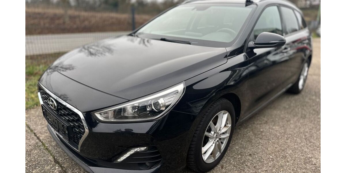 Hyundai i30 164.000 km 9.280 &euro; Friedberg 61169