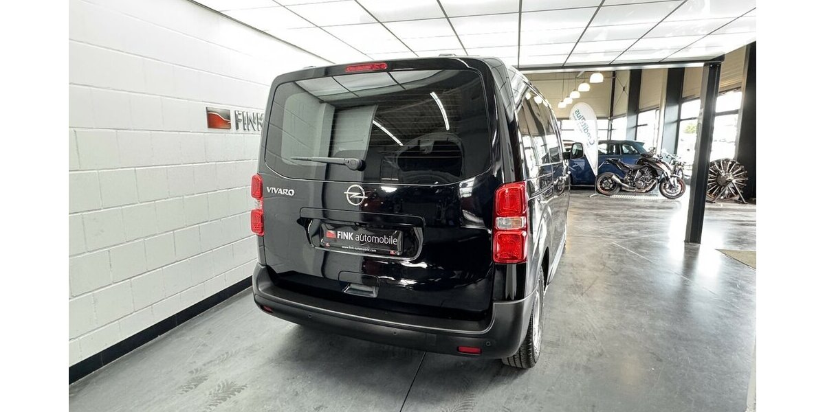 Opel Vivaro Cargo 1.5 D Edition M 1.Hand Sitzhzg 9.900 km 23.960 &euro; Lich 35423