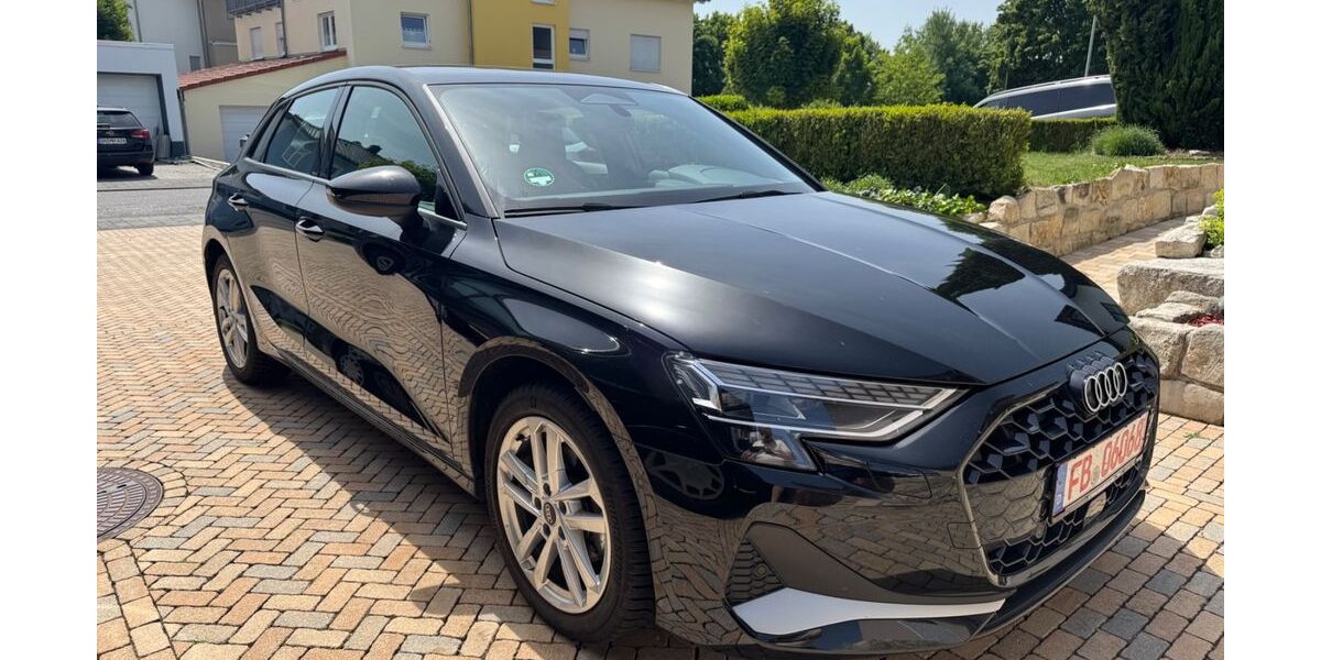 Audi A3 16.490 km 30.490 &euro; Münzenberg 35516