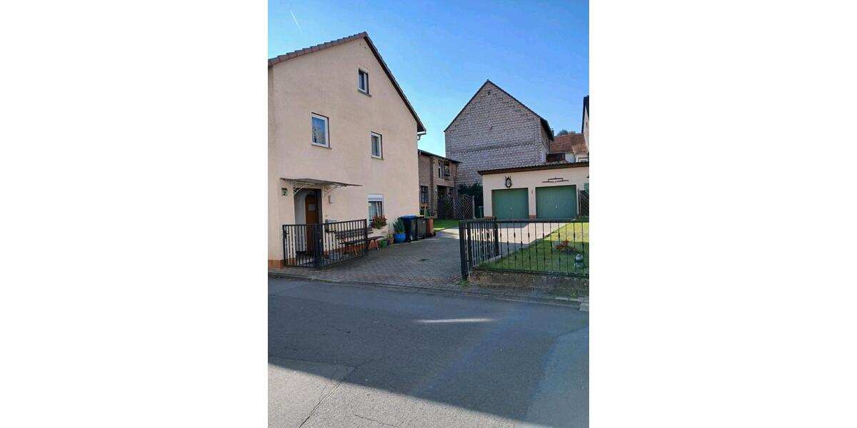 Einfamilienhaus Solms - 3 Zimmer, 120 m&sup2;, 265.000&euro; | Angebot:22954360