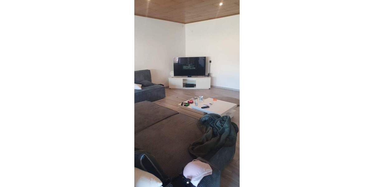 Etagenwohnung Lich Eberstadt - 5 Zimmer, 186 m&sup2;, 330.000&euro; | Angebot:25660474