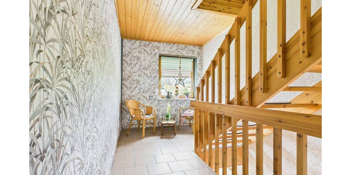 Mehrfamilienhaus, Wohnhaus Greifenstein Ulm - 7 Zimmer, 230 m&sup2;, 385.000&euro; | Angebot:25748119