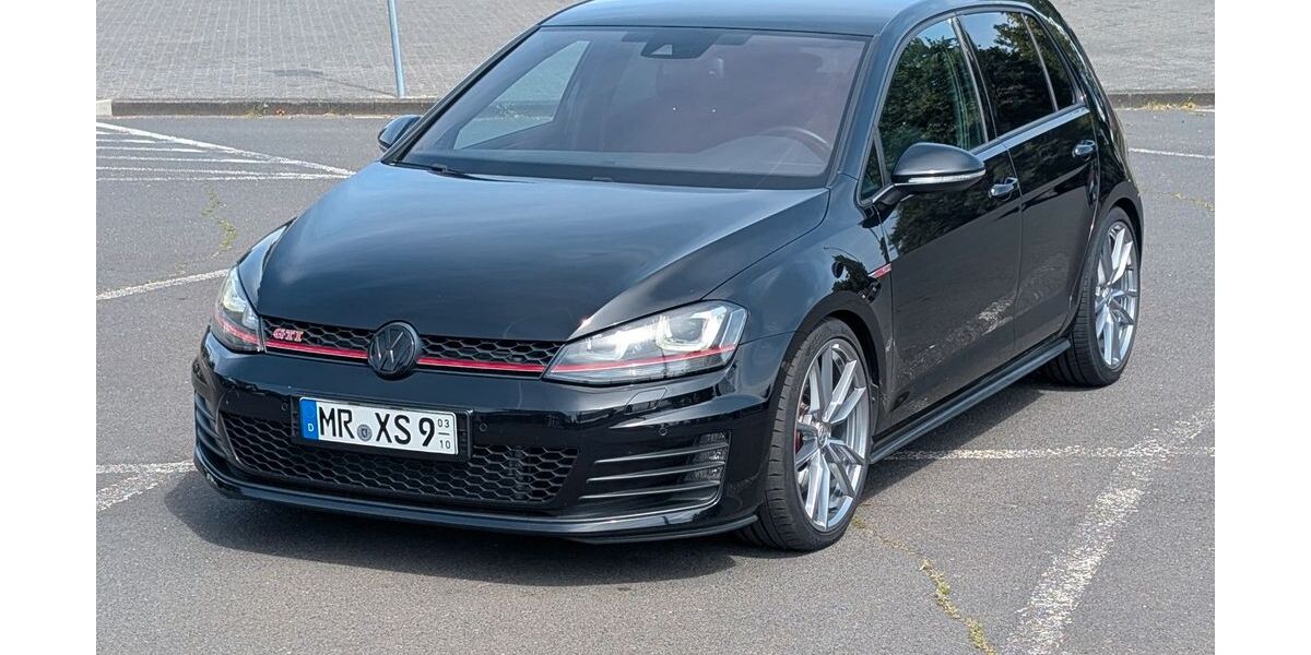 VW Golf 76.450 km 17.900 &euro; Marburg 35041