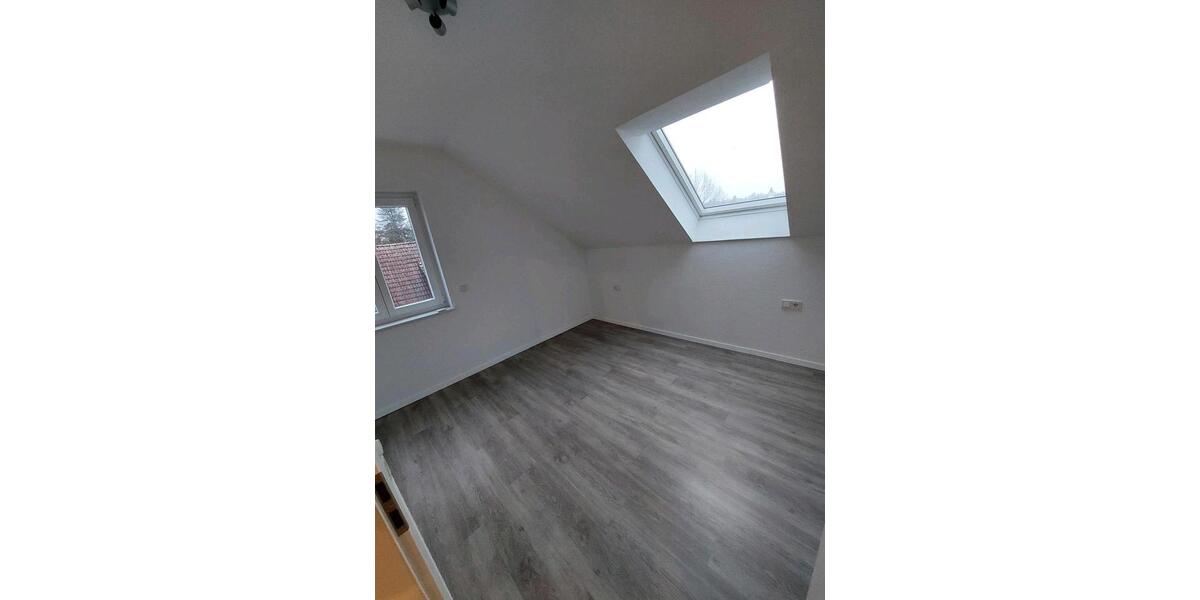 Dachgeschoßwohnung Aßlar - 2 Zimmer, 50 m&sup2;, 600&euro; | Angebot:26020939