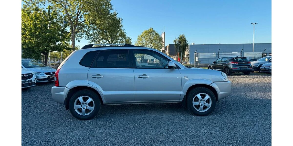 Hyundai TUCSON 113.000 km 6.999 &euro; Lollar 35457