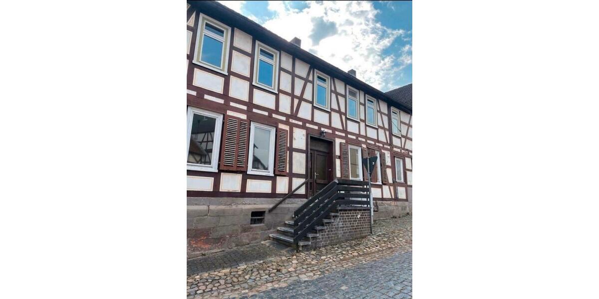 Bauernhaus, Landhaus Marburg Biegenviertel - 8 Zimmer, 220 m&sup2;, 149.000&euro; | Angebot:15182975