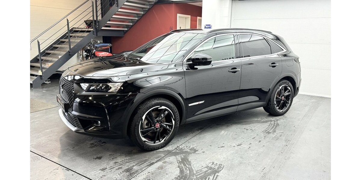 DS Automobiles DS7 Crossback 300 4x4 Performance Line 1.Hand 133.100 km 19.660 &euro; Lich 35423