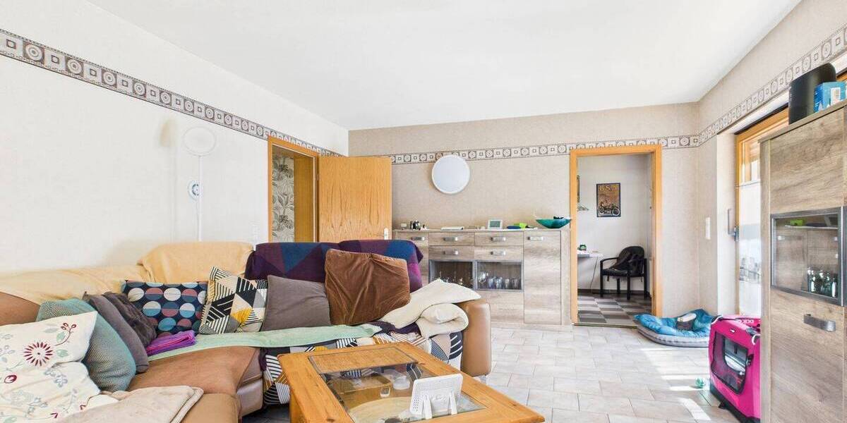 Mehrfamilienhaus, Wohnhaus Greifenstein Ulm - 7 Zimmer, 230 m&sup2;, 385.000&euro; | Angebot:25748119