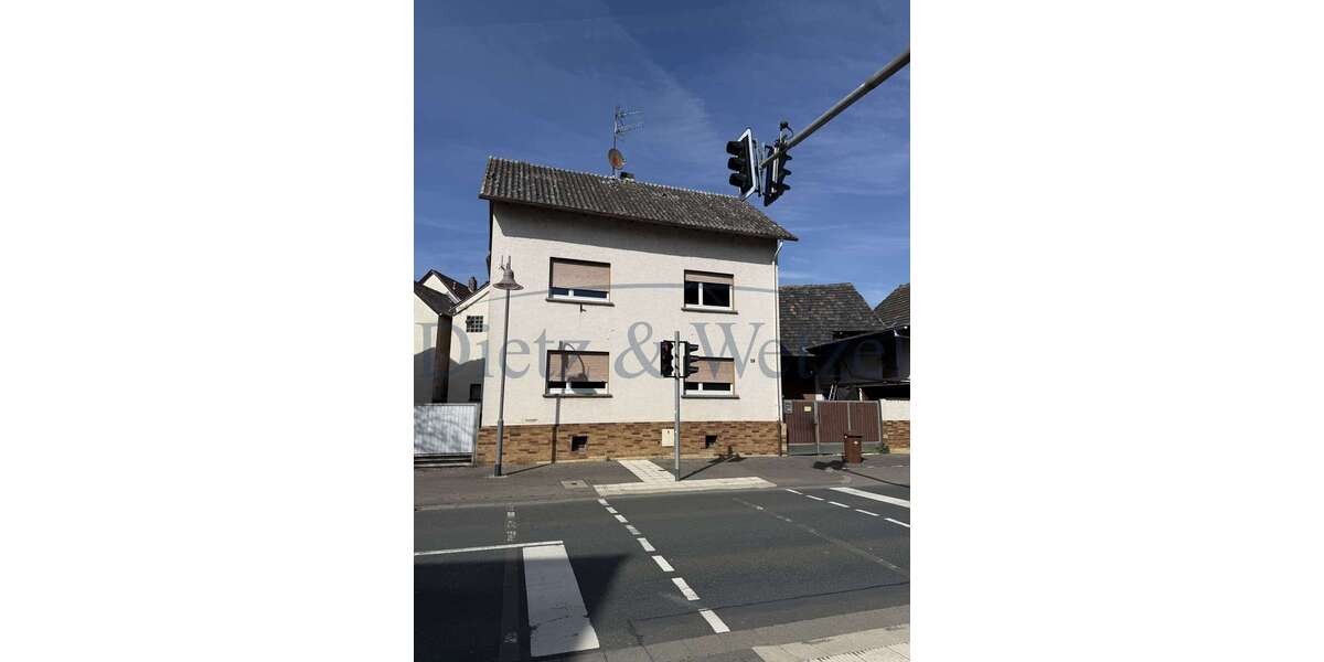 Einfamilienhaus Wetzlar / Dutenhofen Dutenhofen - 6 Zimmer, 142 m&sup2;, 235.000&euro; | Angebot:26167788