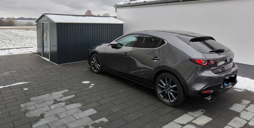 Mazda 3 60.500 km 22.100 &euro; Schöffengrund 35641