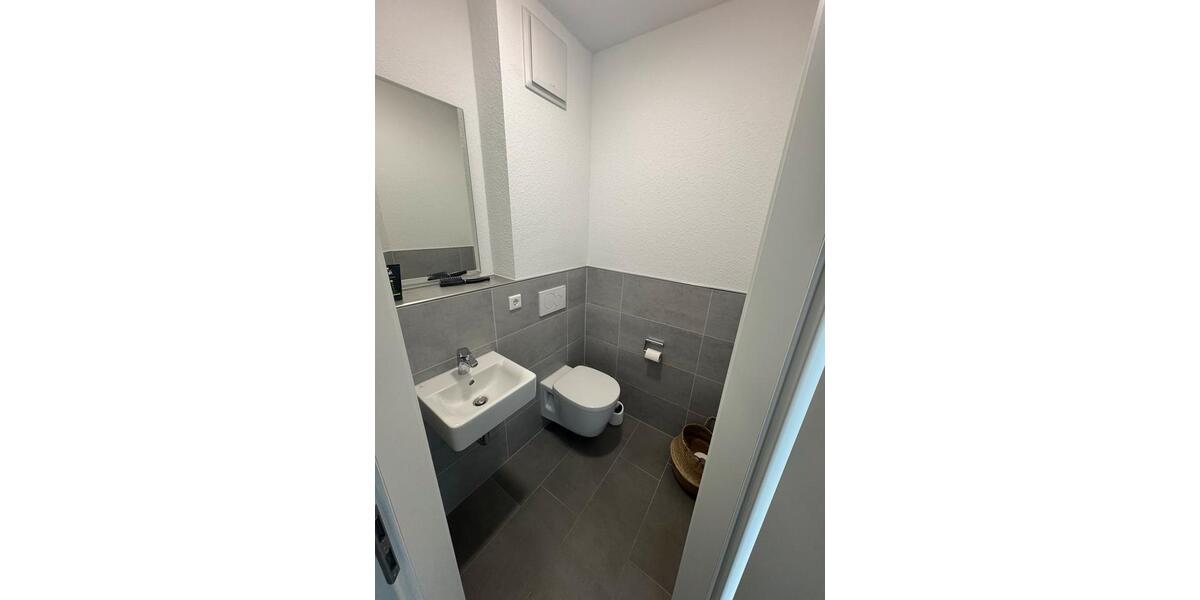Reihenhaus Bad Endbach - 6 Zimmer, 128 m&sup2;, 1.350&euro; | Angebot:26383123
