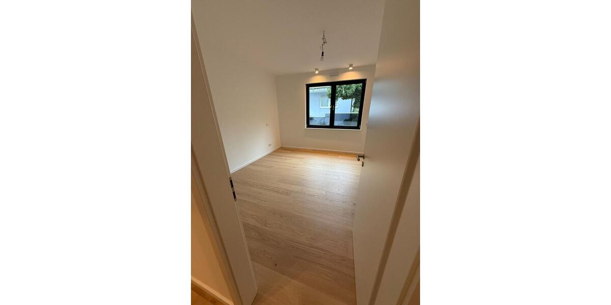 Hochparterre Marburg Cappel - 3 Zimmer, 115 m&sup2;, 1.900&euro; | Angebot:26129442
