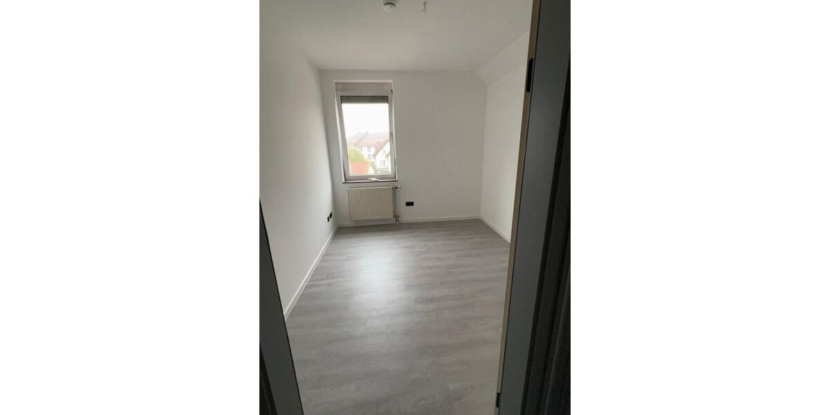 Etagenwohnung Gießen Allendorf - 3 Zimmer, 118 m&sup2;, 1.075&euro; | Angebot:26413063