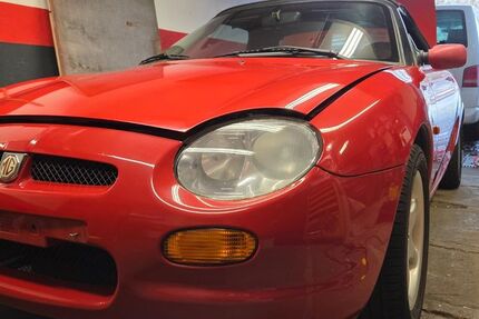 MG F 46.730 km 4.999 &euro; Waldsolms 35647