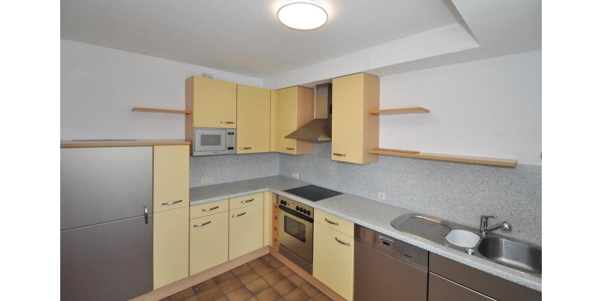 Etagenwohnung Gießen Allendorf - 3 Zimmer, 108 m&sup2;, 990&euro; | Angebot:25807433