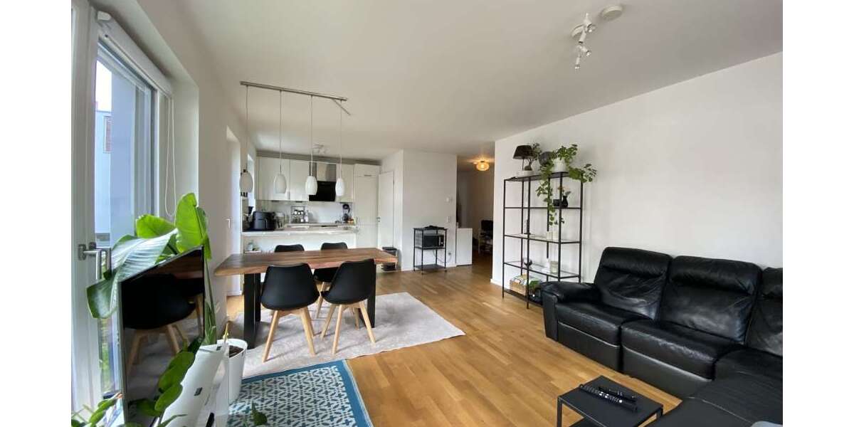 Etagenwohnung Gießen - 3 Zimmer, 90 m&sup2;, 1.050&euro; | Angebot:25891527