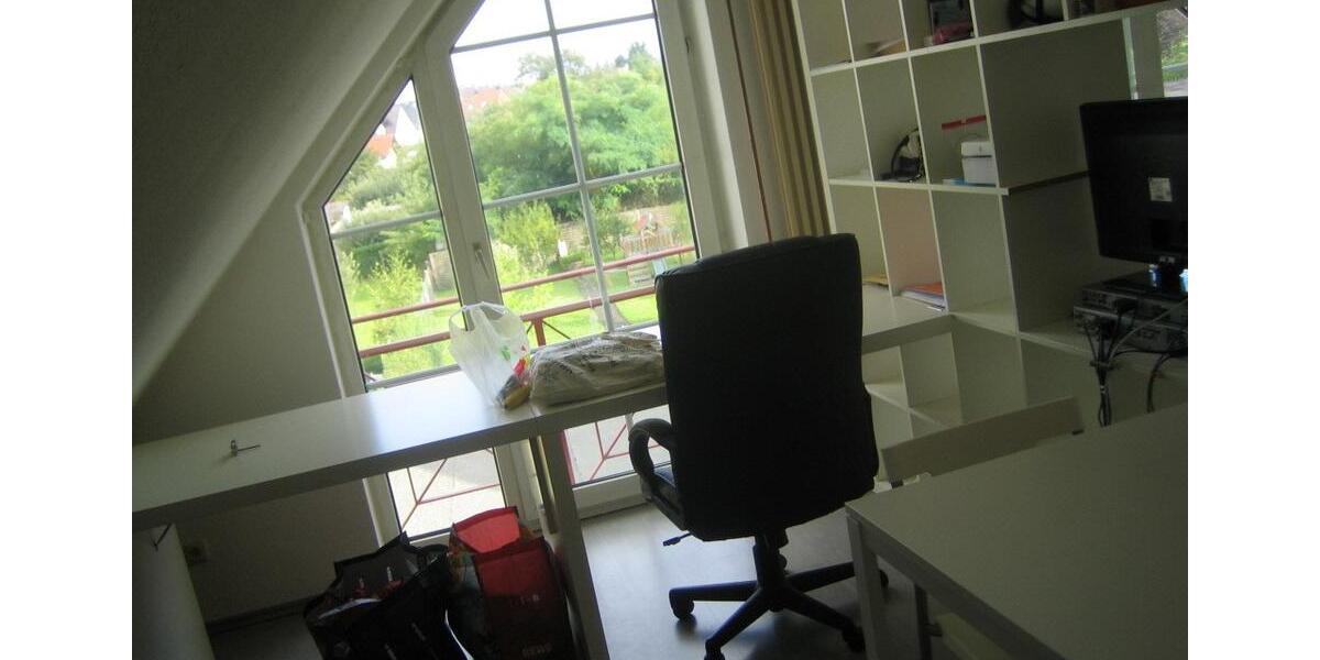 Dachgeschoßwohnung Gießen Wieseck - 1 Zimmer, 24 m&sup2;, 260&euro; | Angebot:25653880