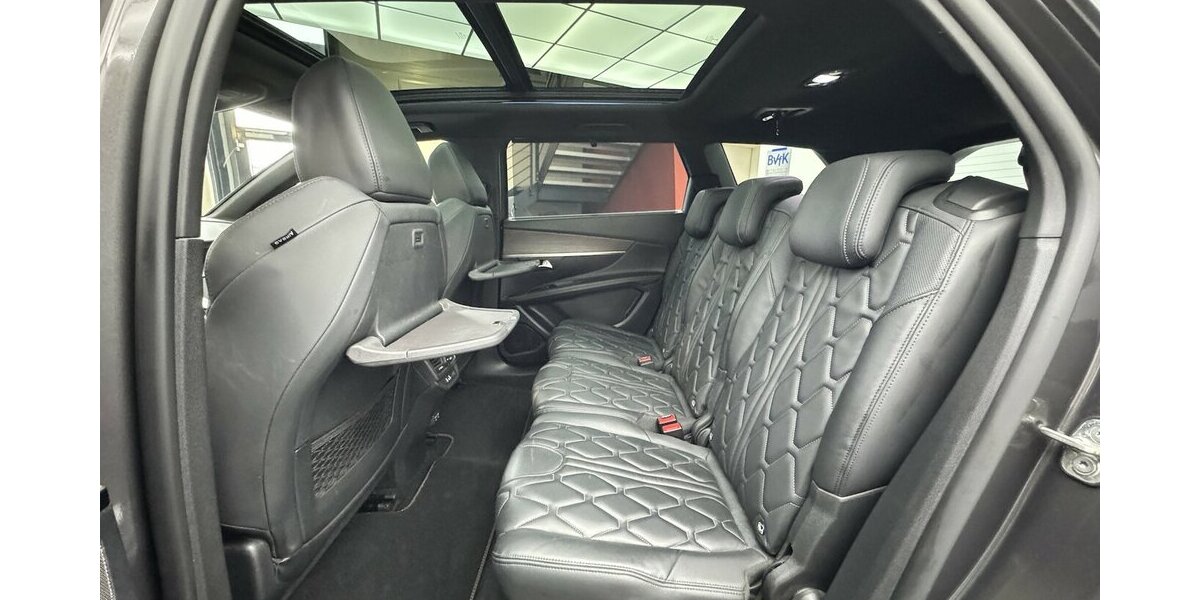 Peugeot 5008 GT 180 Blue HDi EAT8 1.Hand Nachtsicht 31.700 km 33.900 &euro; Lich 35423