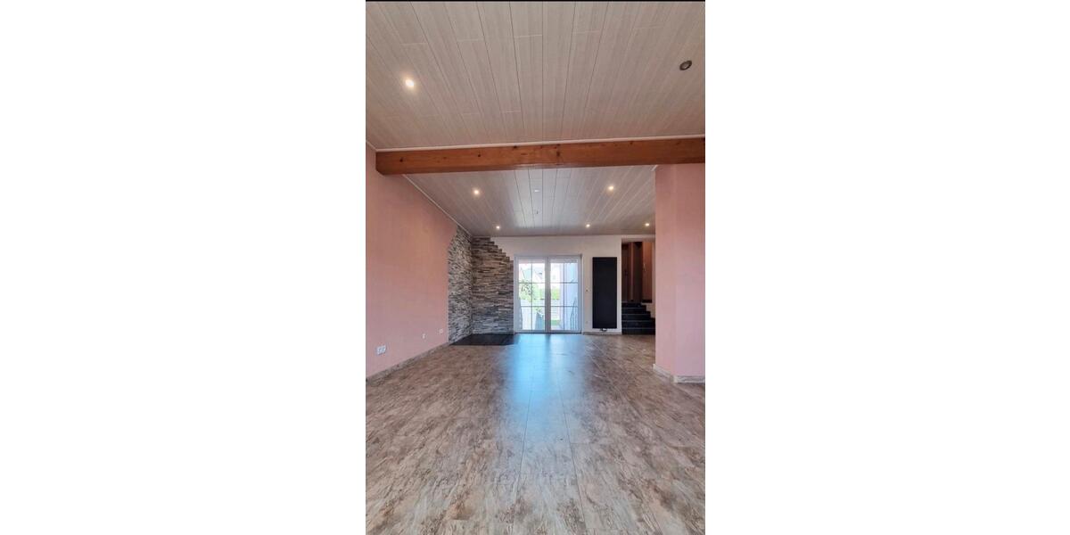 Einfamilienhaus Wetzlar Altenberger Straße - 4 Zimmer, 130 m&sup2;, 1.450&euro; | Angebot:25830240