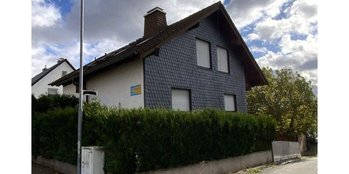 Mehrfamilienhaus, Wohnhaus Leun Stockhausen - 8 Zimmer, 185 m&sup2;, 294.000&euro; | Angebot:25674287