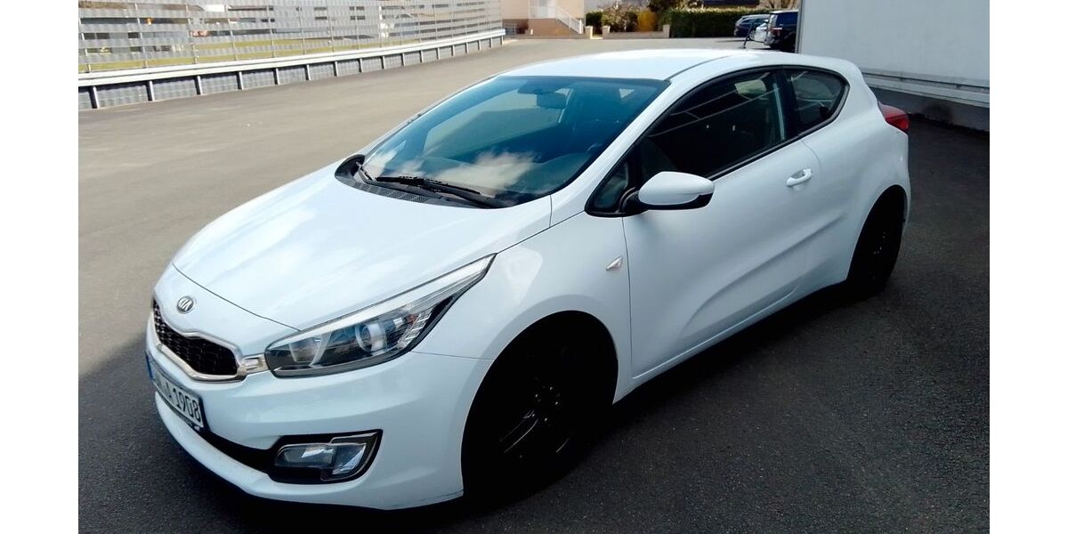 Kia ceed / Ceed 148.000 km 6.900 &euro; Wetzlar 35576