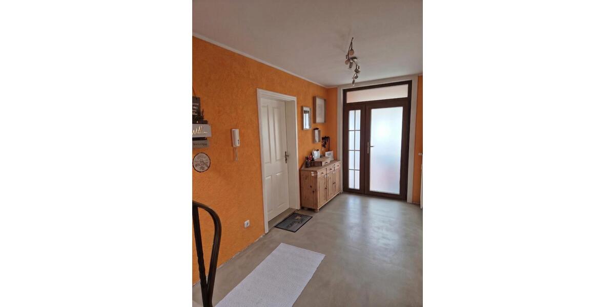 Einfamilienhaus Fronhausen - 6 Zimmer, 136 m&sup2;, 389.000&euro; | Angebot:26582738