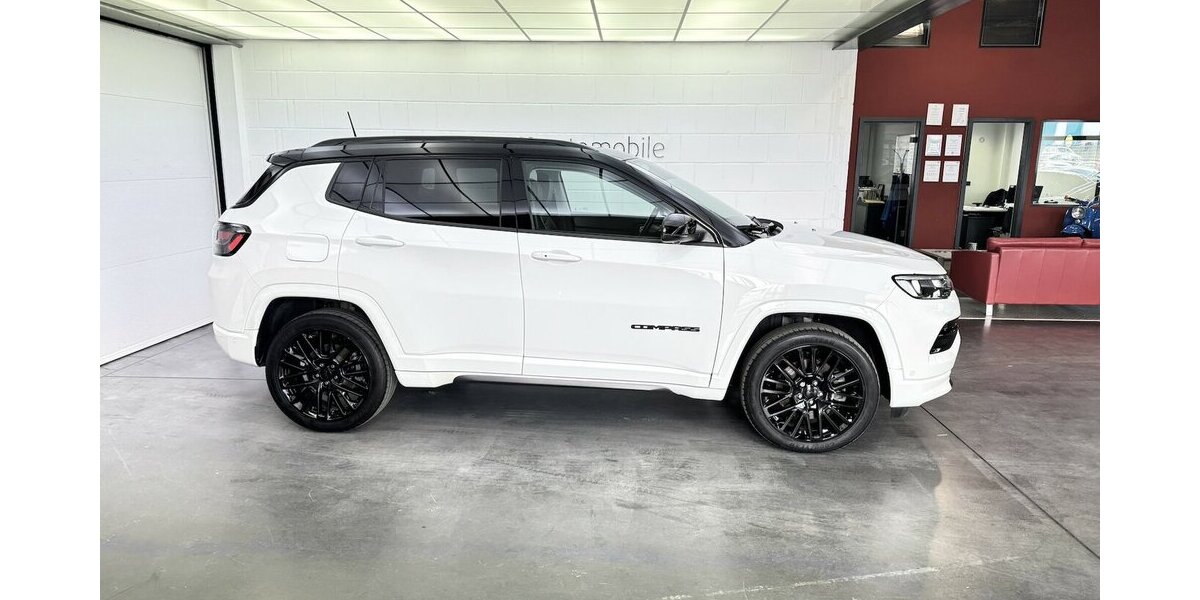 Jeep Compass S Plug-IN Hybrid 4WD 1.Hand Panoramadach 36.500 km 26.790 &euro; Lich 35423