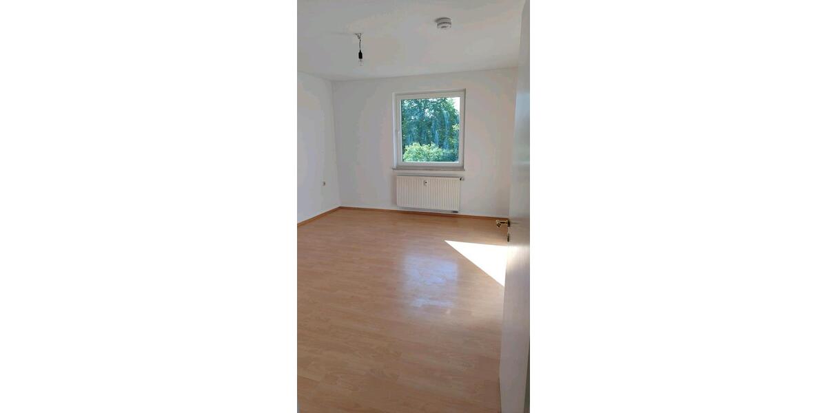 Etagenwohnung Staufenberg - 2 Zimmer, 60 m&sup2;, 770&euro; | Angebot:26661975