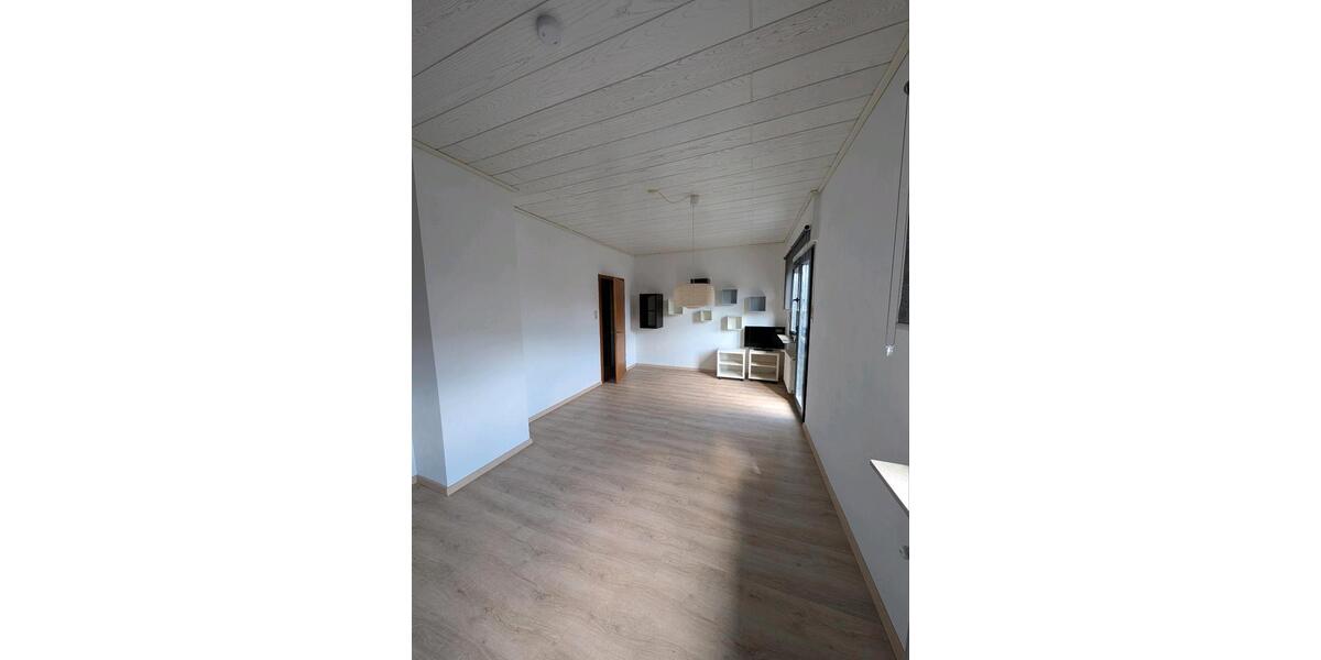 Maisonettenwohnung Mittenaar - 4.5 Zimmer, 113 m&sup2;, 1.000&euro; | Angebot:25958555