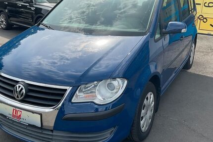 VW Touran 208.253 km 2.990 &euro; Giessen 35394