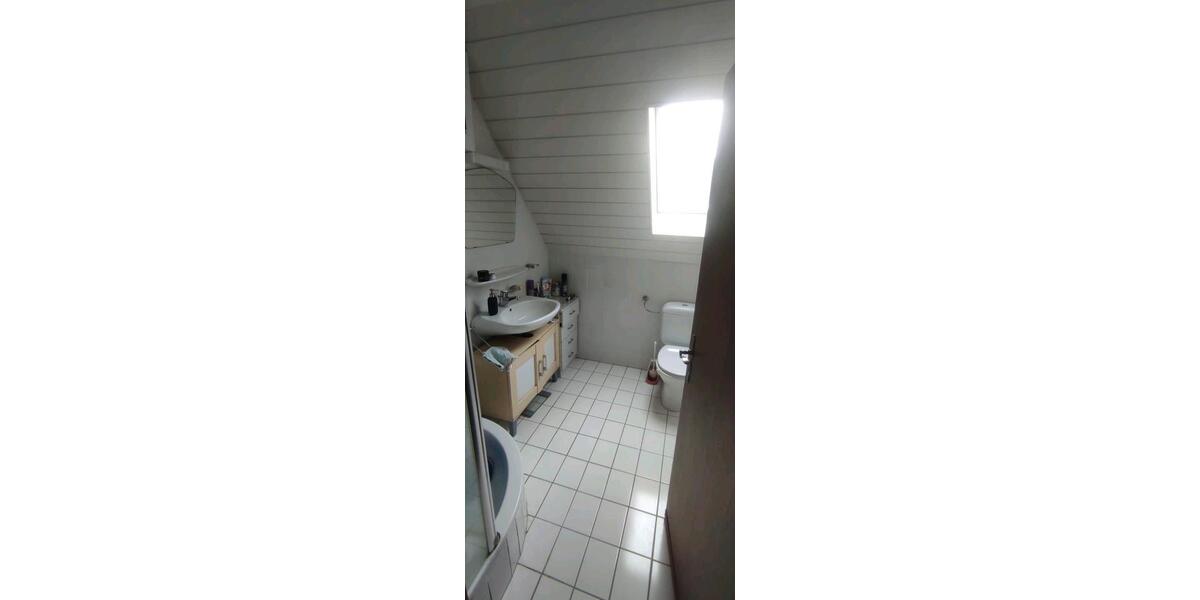 Etagenwohnung Biebertal - 3.5 Zimmer, 144 m&sup2;, 700&euro; | Angebot:25892393