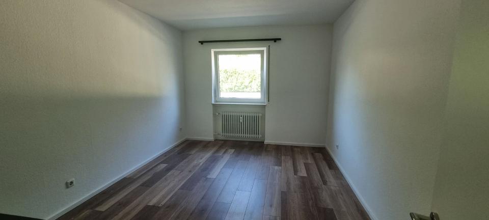 Erdgeschoßwohnung Usingen - 2 Zimmer, 79 m&sup2;, 850&euro; | Angebot:25943846