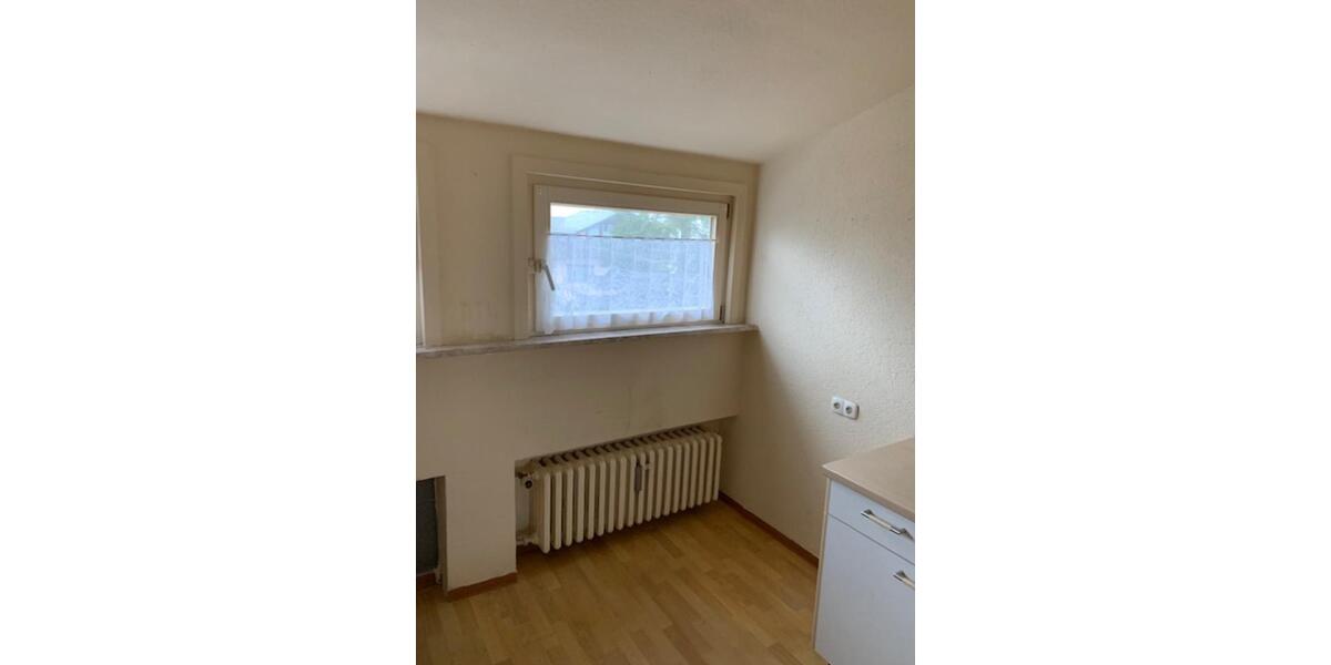 Dachgeschoßwohnung Braunfels - 4 Zimmer, 110 m&sup2;, 850&euro; | Angebot:25918770