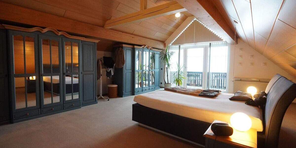 Mehrfamilienhaus, Wohnhaus Friedberg Dorheim - 9 Zimmer, 328 m&sup2;, 890.000&euro; | Angebot:25738250