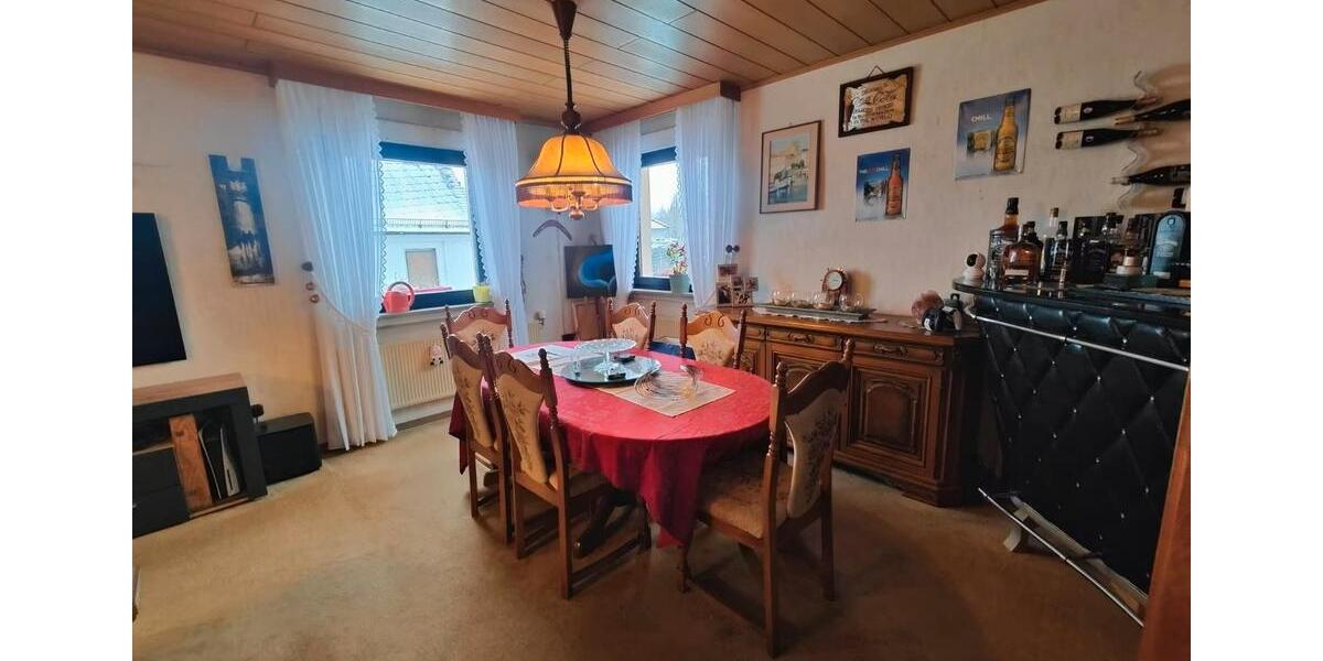 Einfamilienhaus Waldsolms - 5 Zimmer, 100 m&sup2;, 299.000&euro; | Angebot:26891205