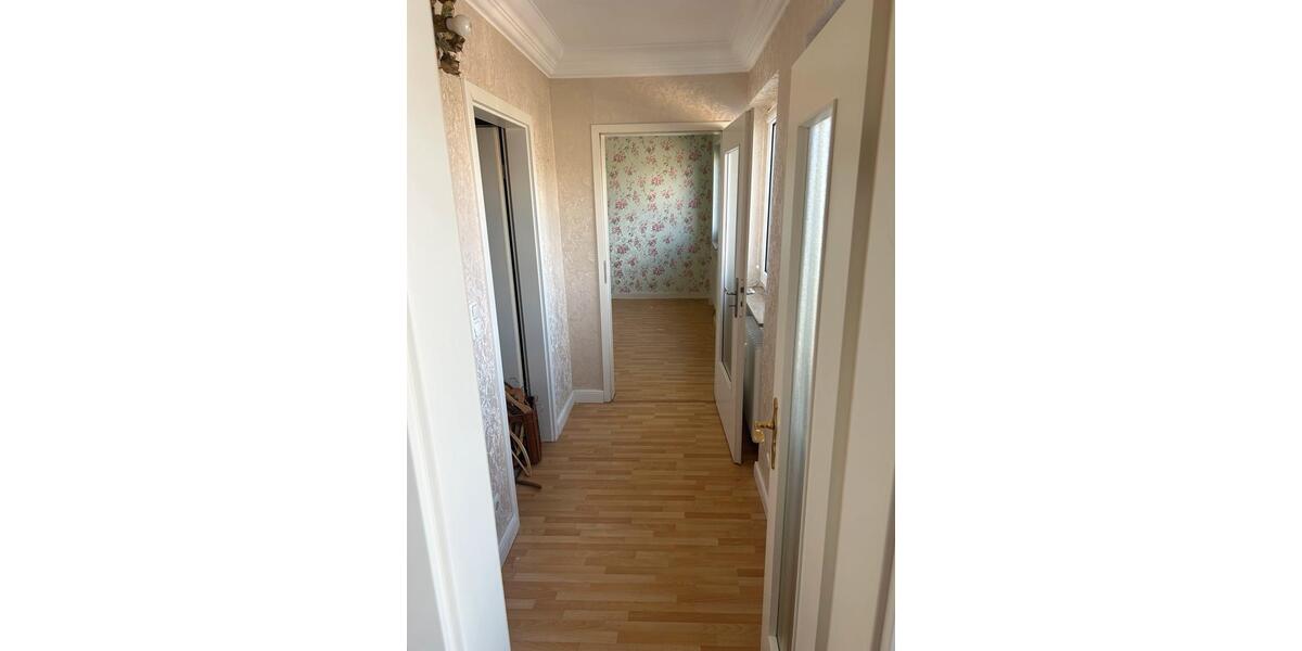 Etagenwohnung Gießen Anneröder Siedlung - 3 Zimmer, 90 m&sup2;, 1.250&euro; | Angebot:25542870