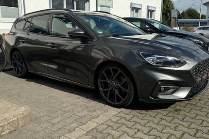 Ford Focus 117.000 km 16.800 &euro; Weilmünster 35789