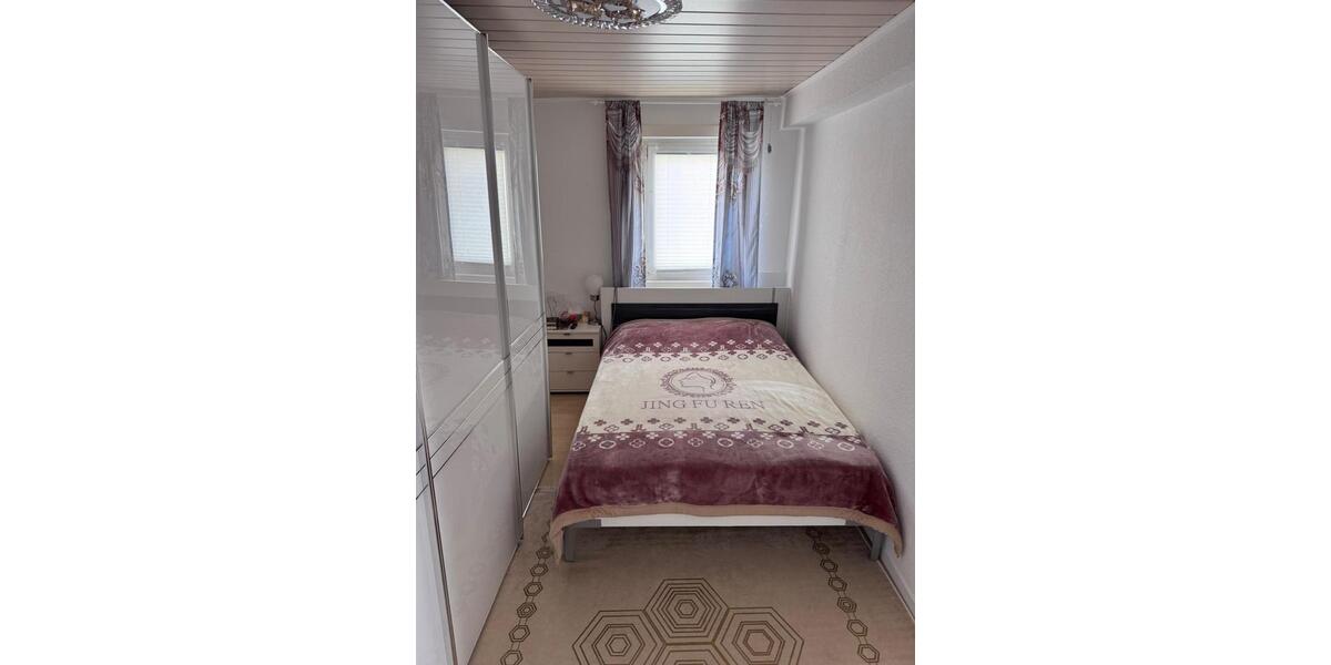 Erdgeschoßwohnung Ehringshausen - 3 Zimmer, 75 m&sup2;, 700&euro; | Angebot:26042477