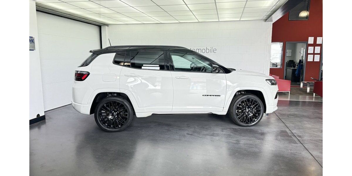 Jeep Compass S Plug-IN Hybrid 4WD 1.Hand Anhängerkplg 61.880 km 25.320 &euro; Lich 35423